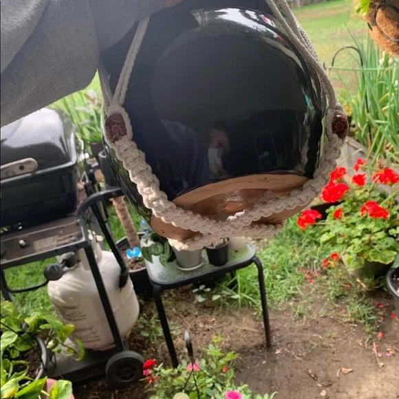 Hand made macrame hanger - Picture 3 of 8